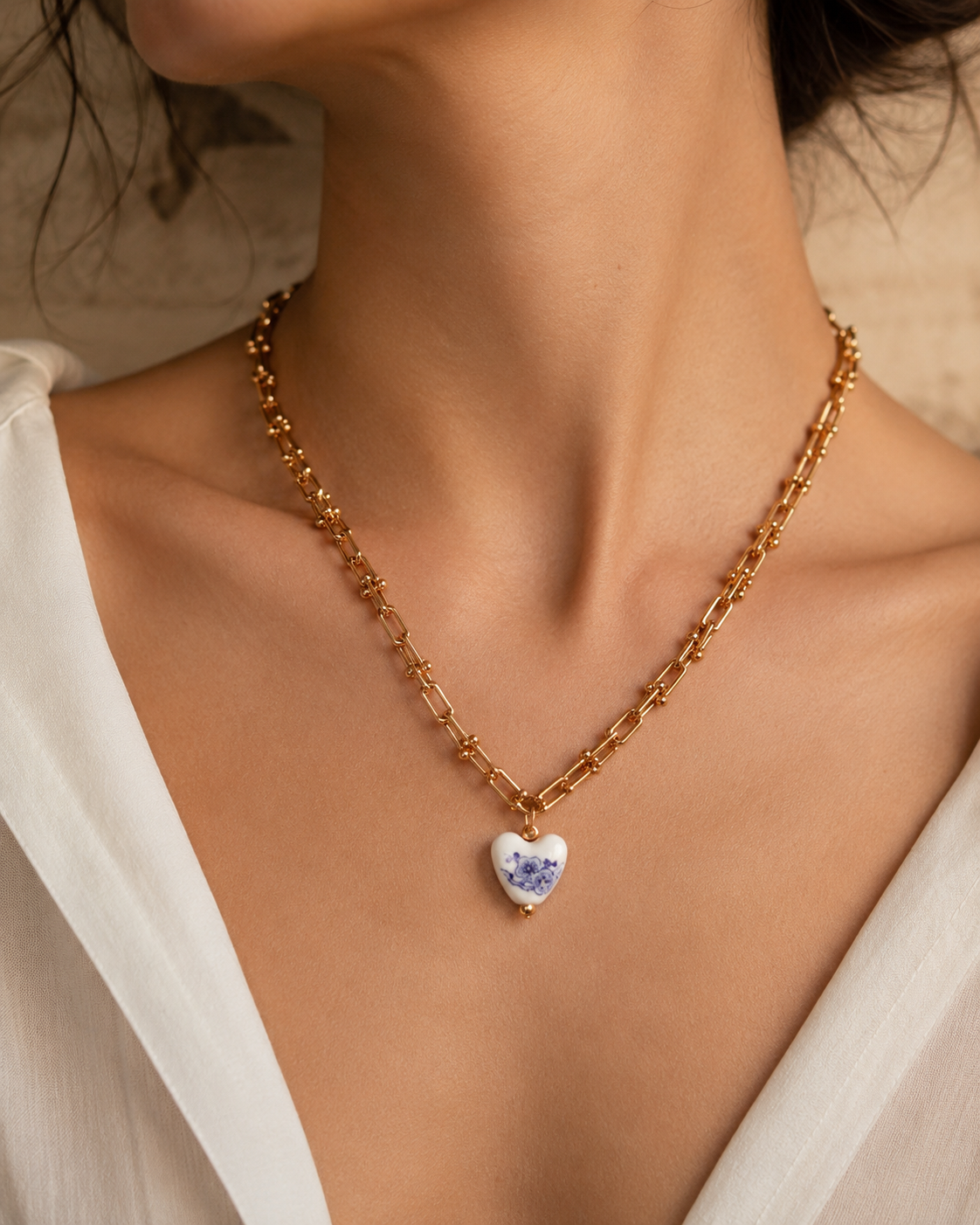METAL CERAMIC HEART LINK NECKLACE