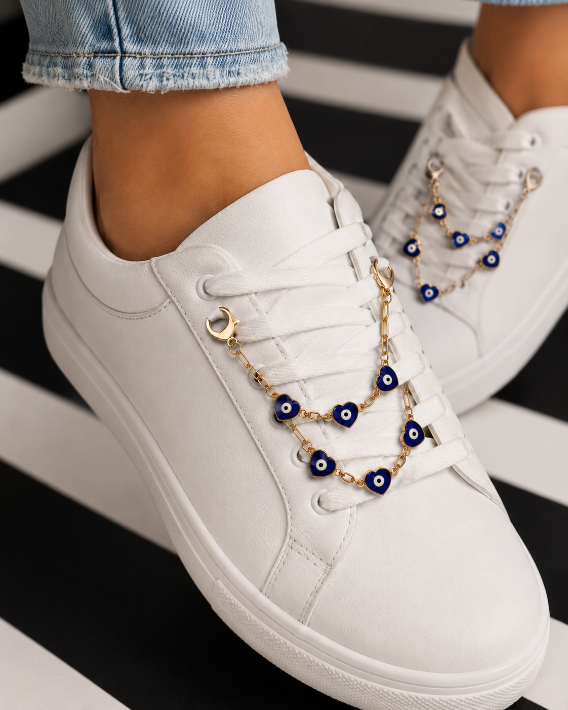 “HEART EVEIL EYES ” SHOE CHARM