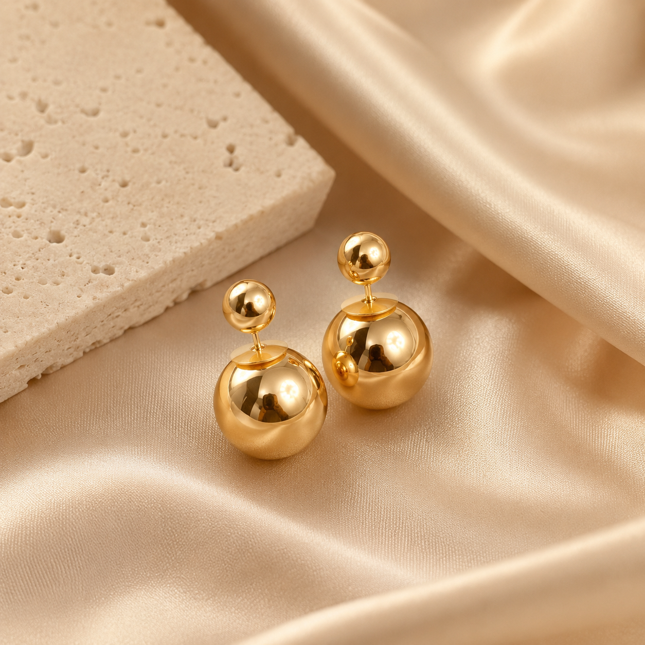 PEEKABOO DOUBLE- SIDED EARRINGS