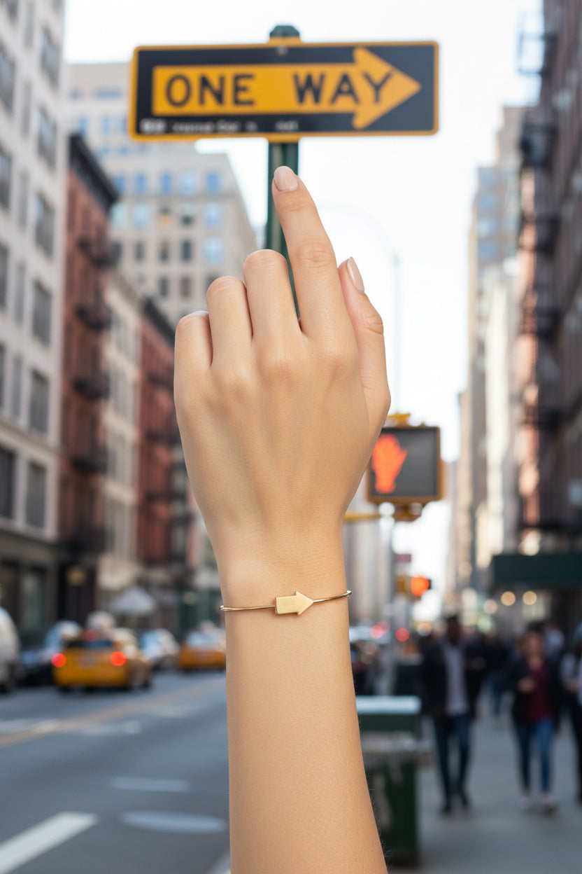 ARROW BRASS BRACELET
