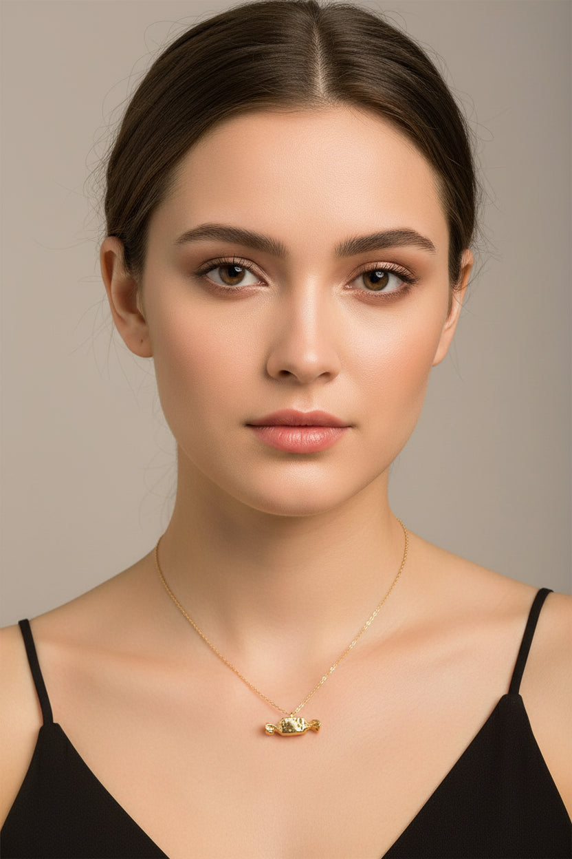 “CANDY WRAP” 18K GOLD PILATED NECKLACE