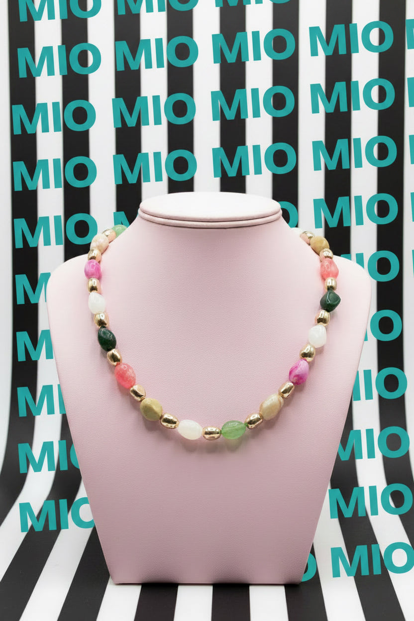 COLORED IRREGULAR BEADS NECKLACE