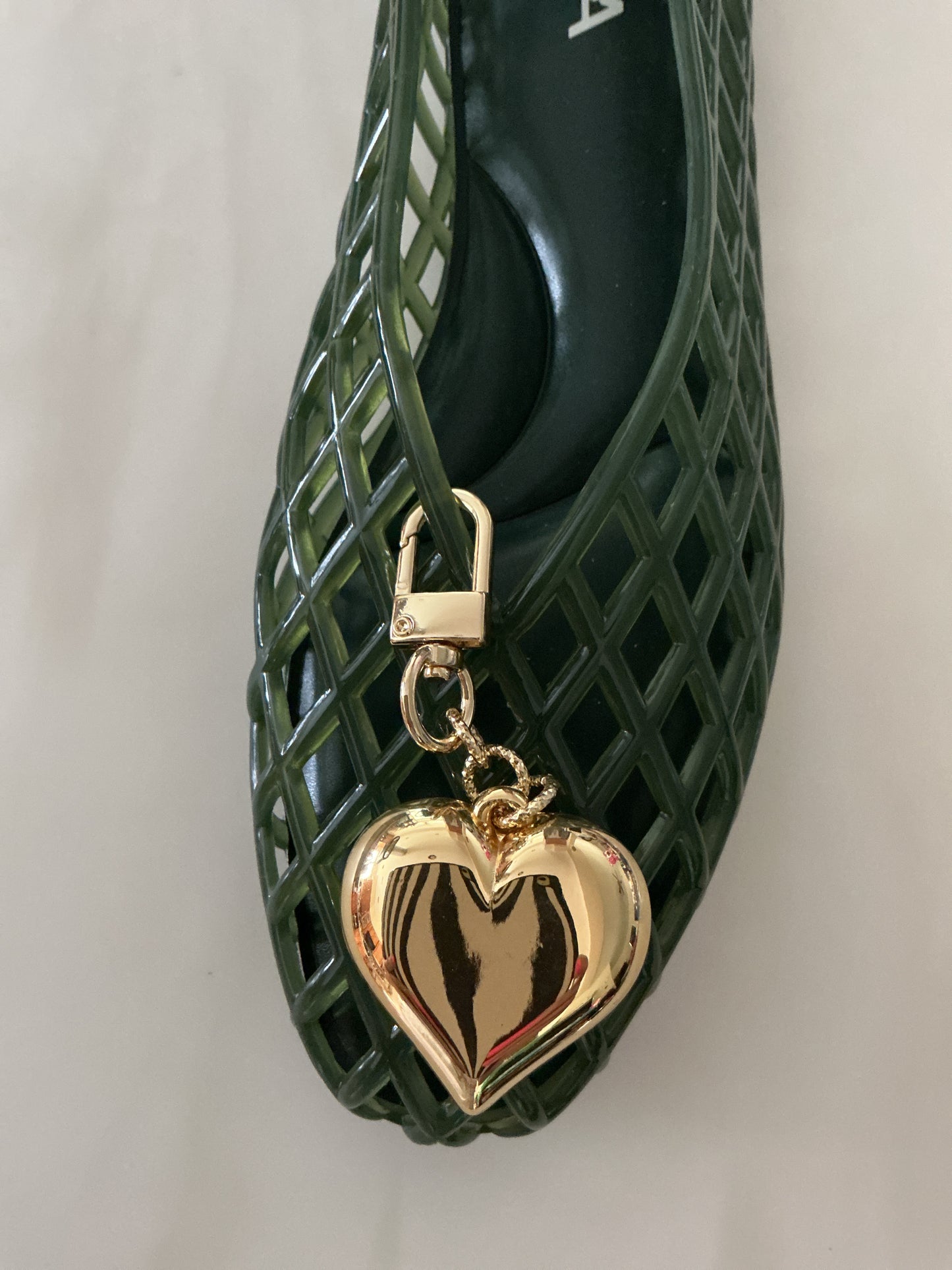BUBBLE HEART BAG CHARM
