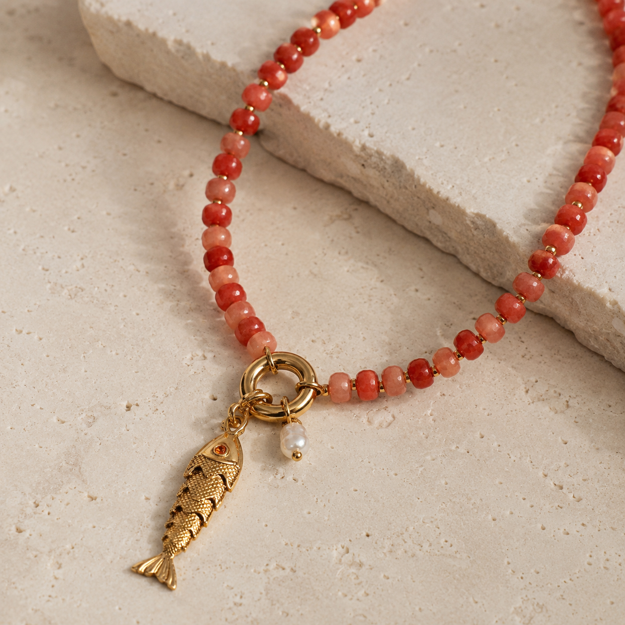 MARBLE BEAD FISH NECKLACE