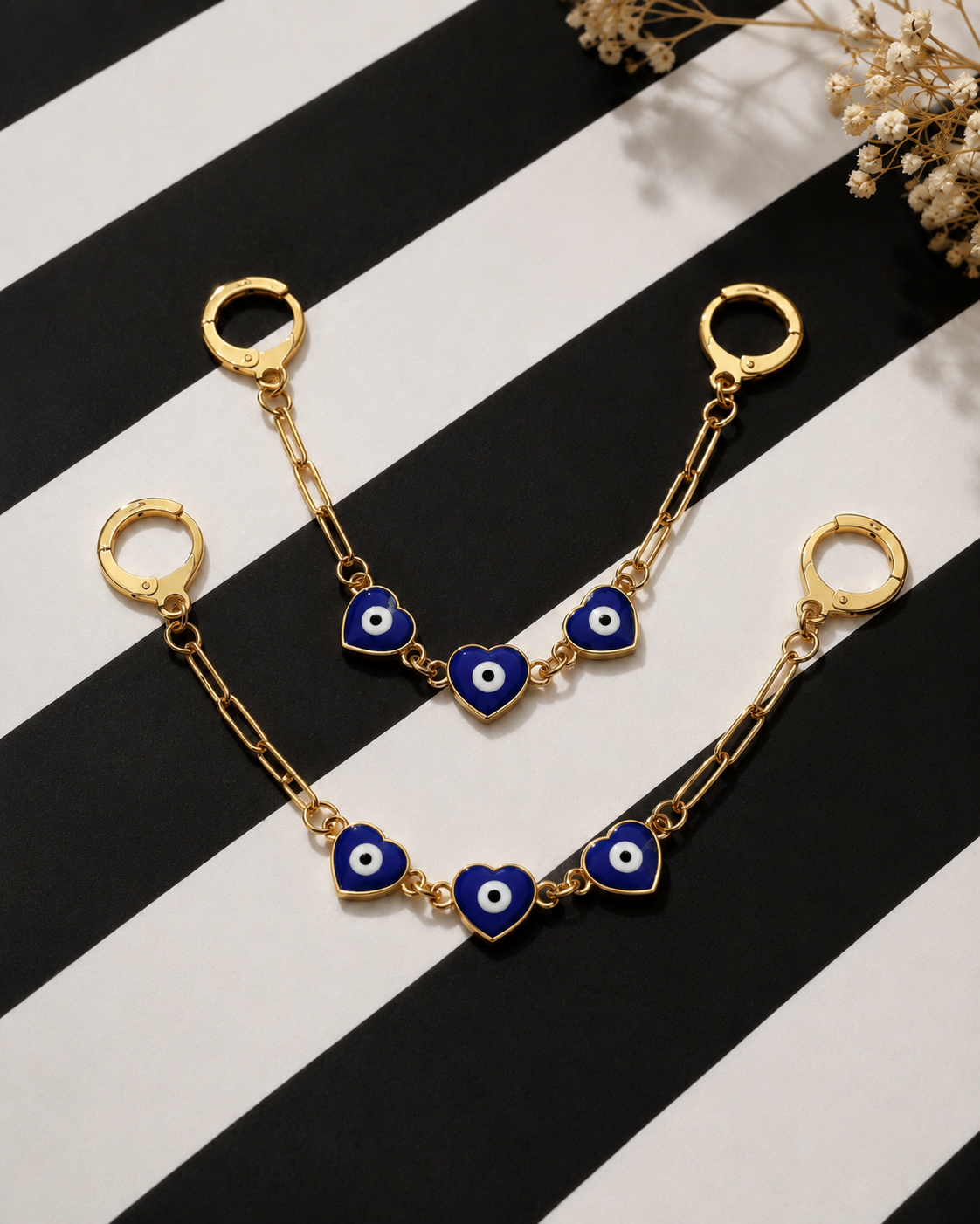 “HEART EVEIL EYES ” SHOE CHARM
