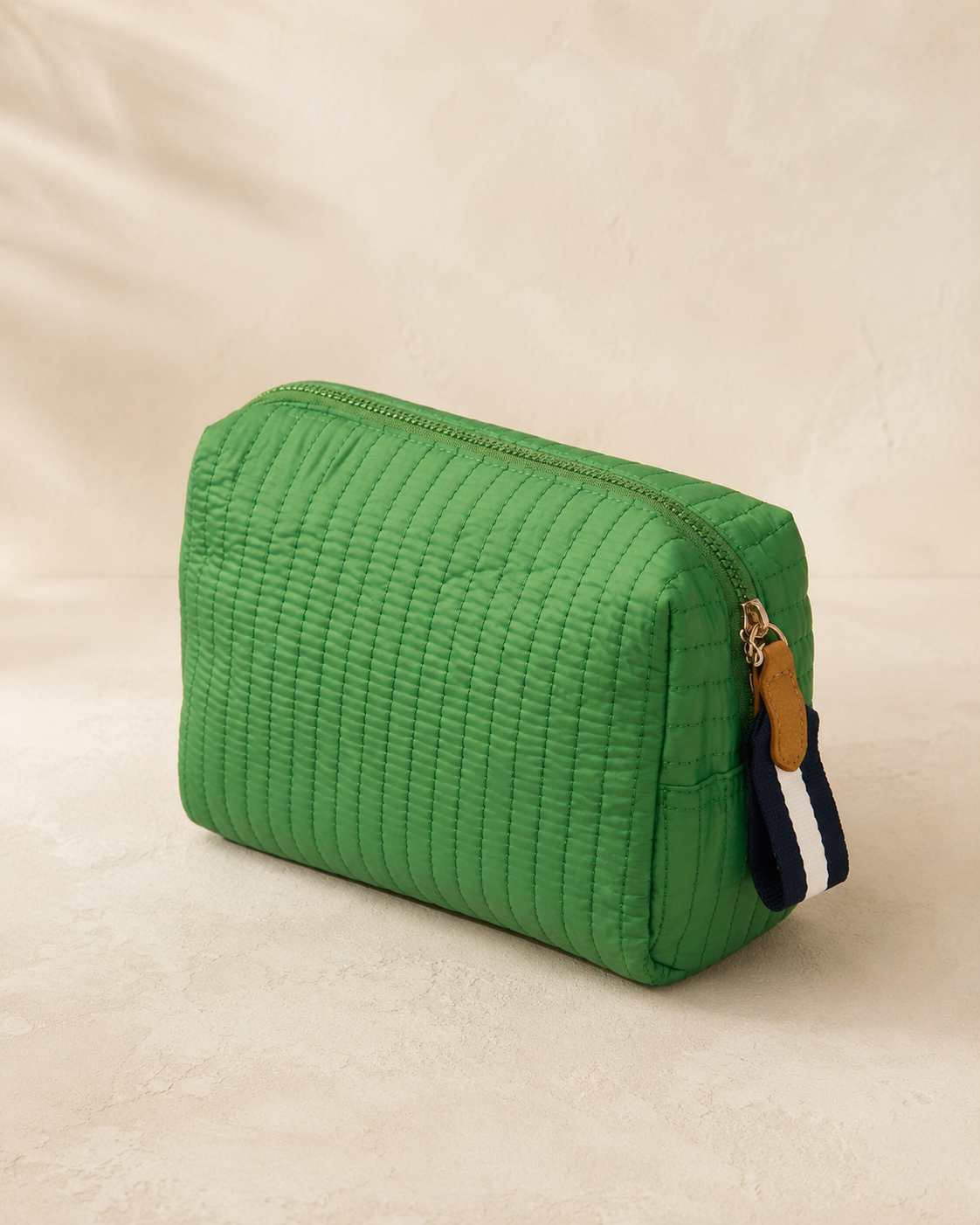 QUILTED OVERSIZED BOXY ZIP POUCH