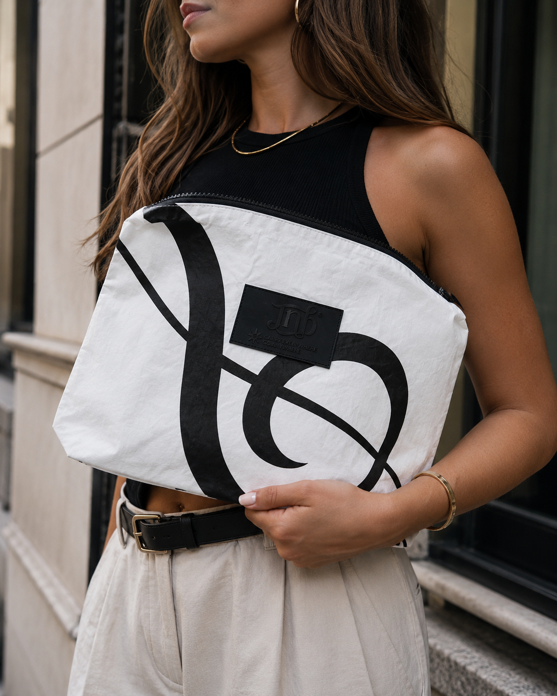 WATERPROOF OVERSIZED TREBLE CLEF ZIP POUCH- WHT